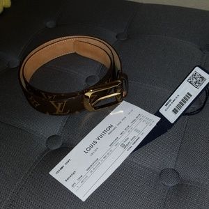 ⚠️LAST CHANCE⚠️ Louis Vuitton Ellipse Belt